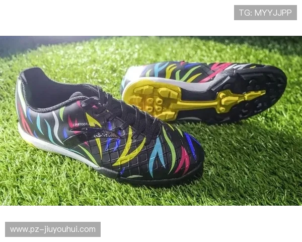 适合踢足球的睡衣设计理念与舒适性分析，助力运动与休息兼得